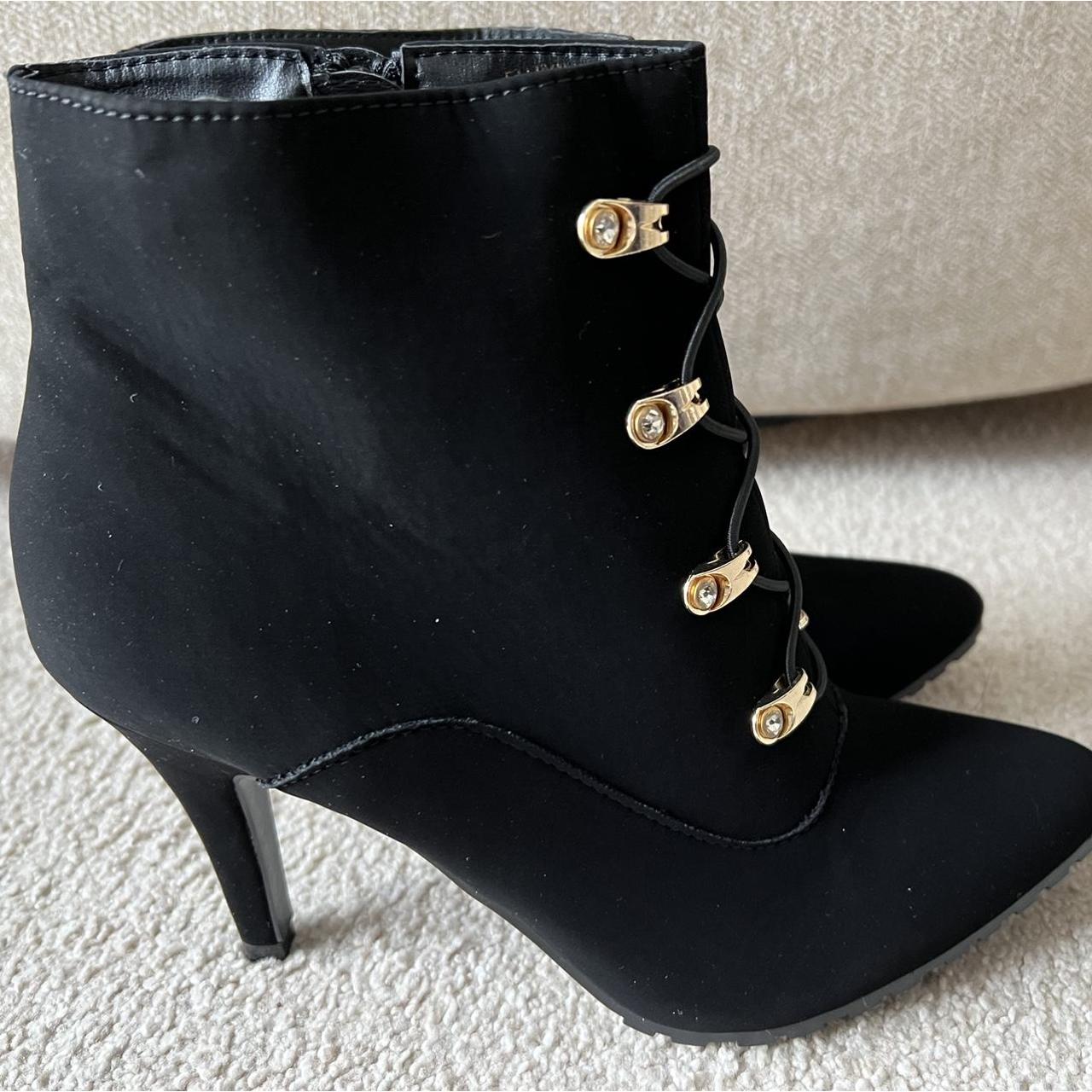 Me Too Black Ankle Booties Shoes Size