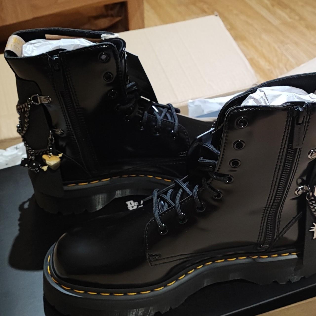 marc jacobs dr martens boots