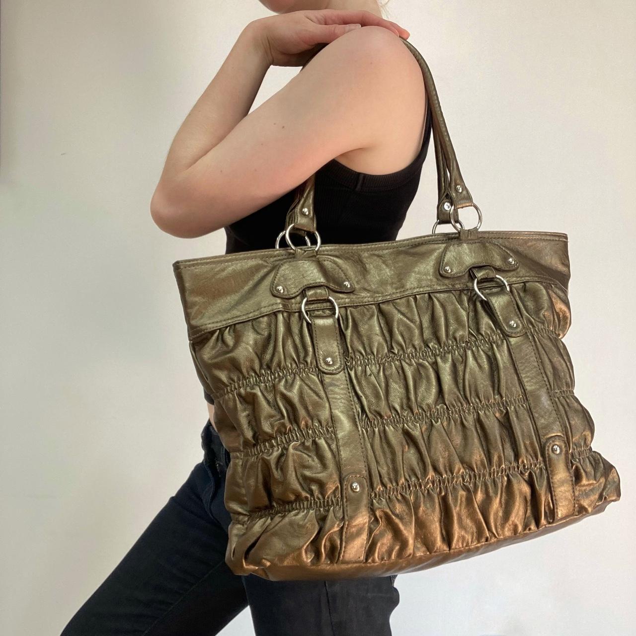 item listed by aliceahimsa