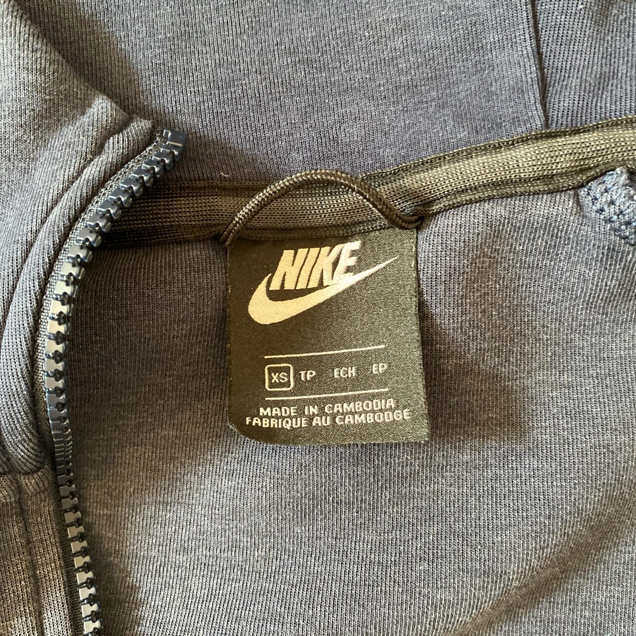 Nike Men's Navy Hoodie | Depop