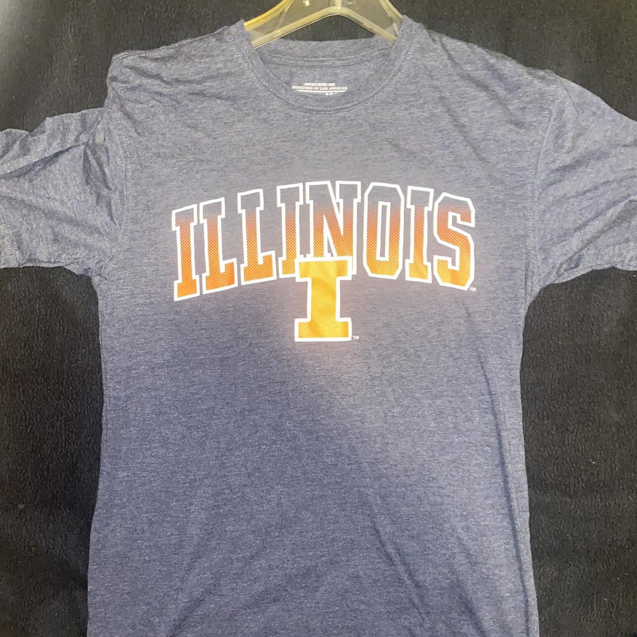 University of Illinois Urbana tshirt UIUC Campus... - Depop