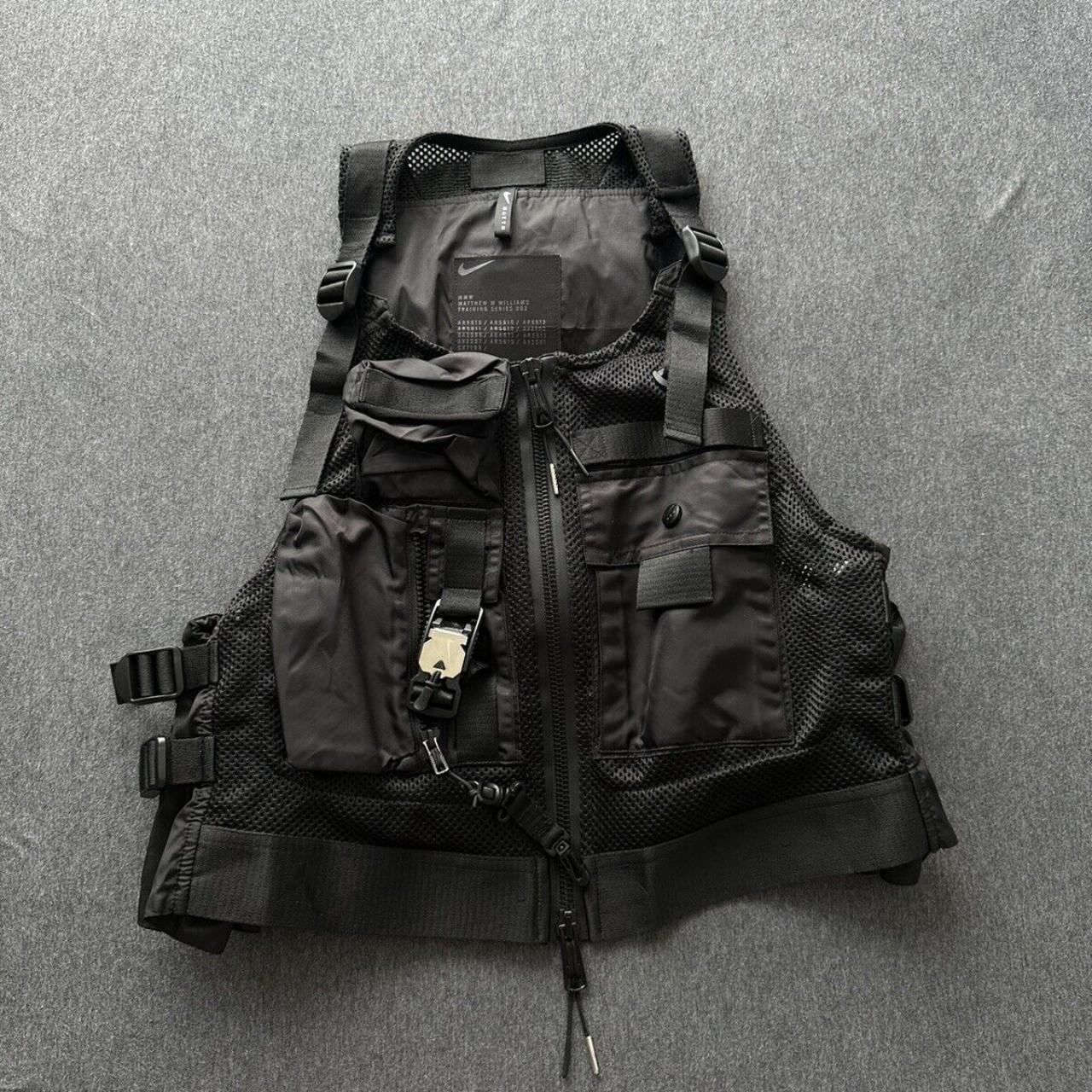 Nike shop alyx vest