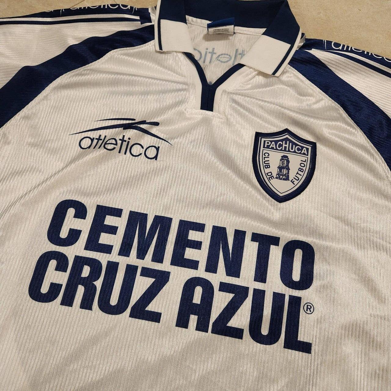 Vintage Umbro Guatemala Soccer Jersey XL All offers - Depop