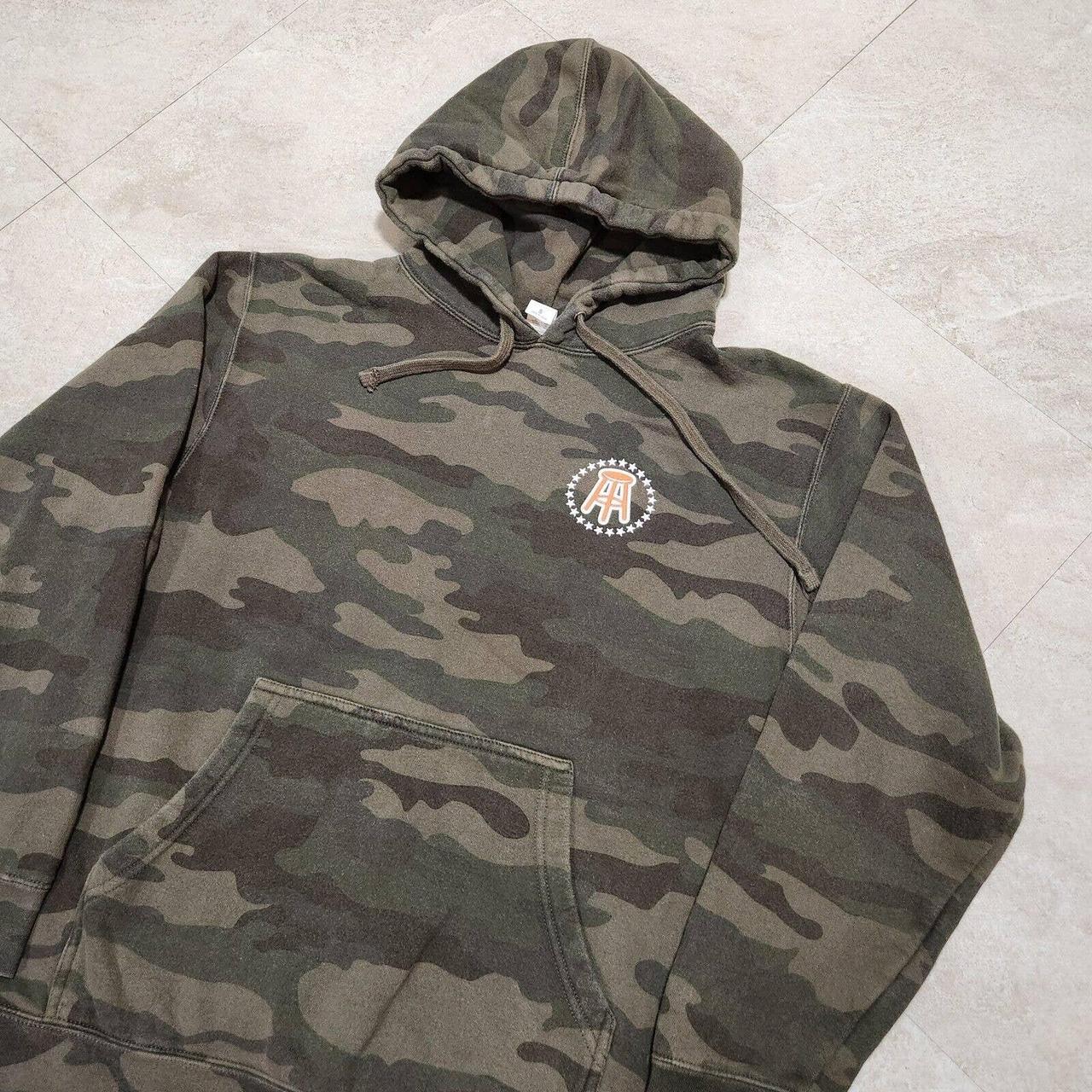 Selling Barstool Sports Mens S Small Camo Camuflage