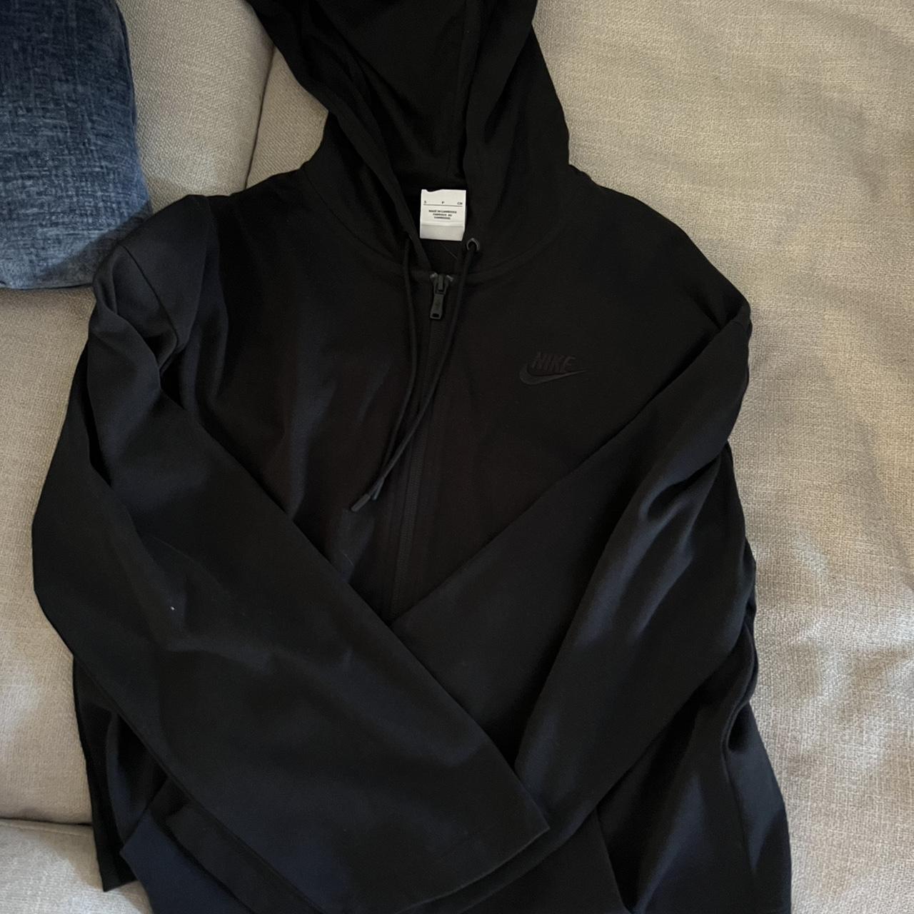 nike zip up, size small - Depop