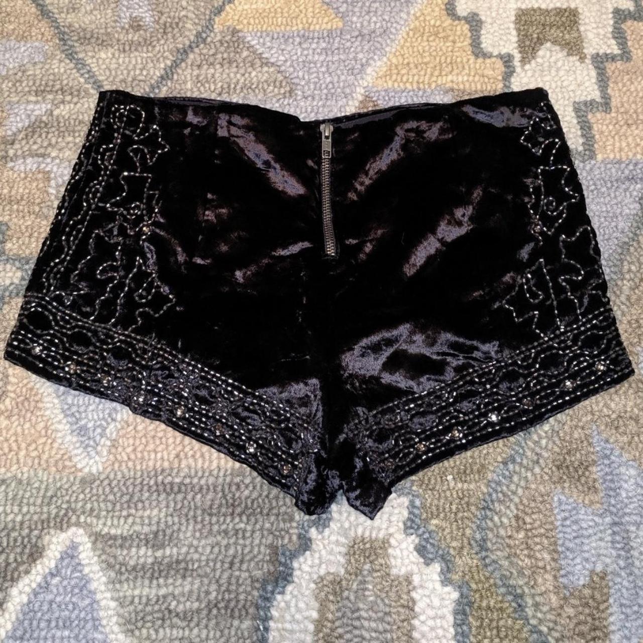 Ecote Women's Shorts (3)