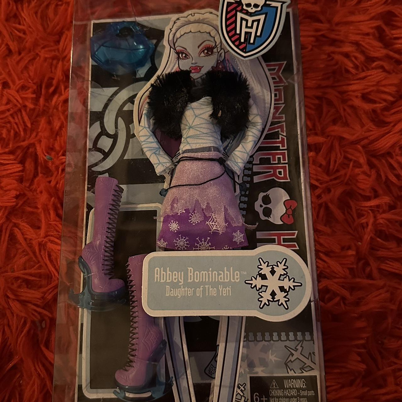 Monster High Gen Art GEN MONSTER HIGH ABBEY BOMINABLE FASHION PACK
