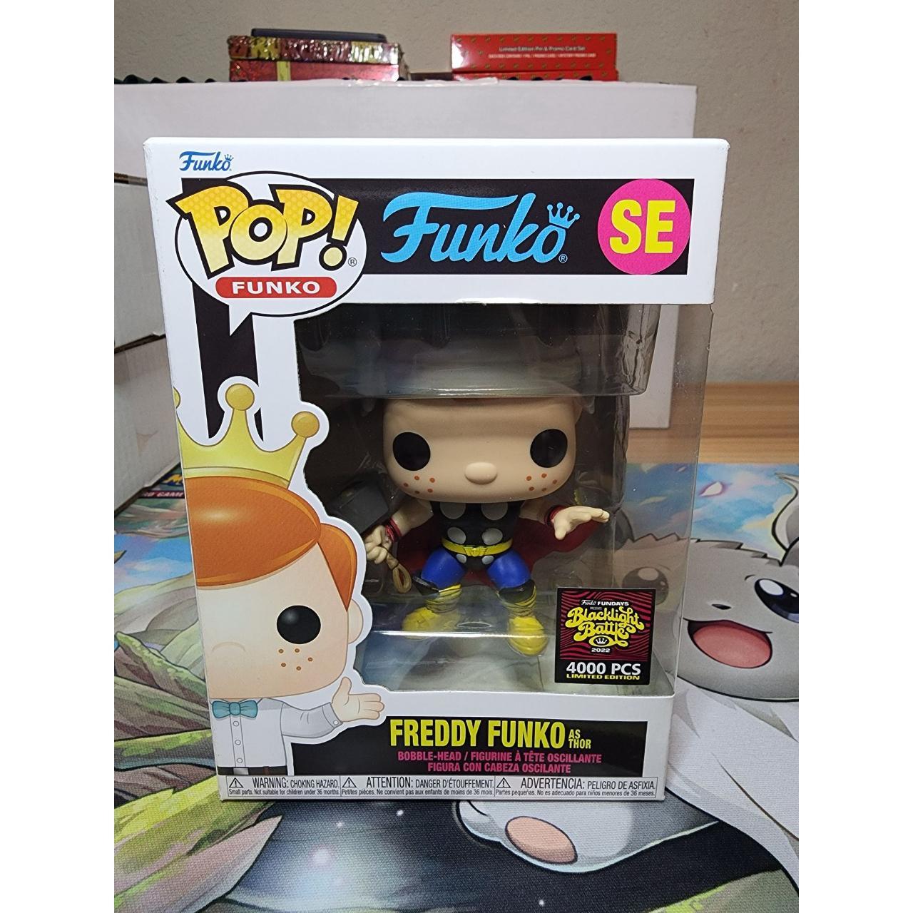 Store Freddy Funko as Thor