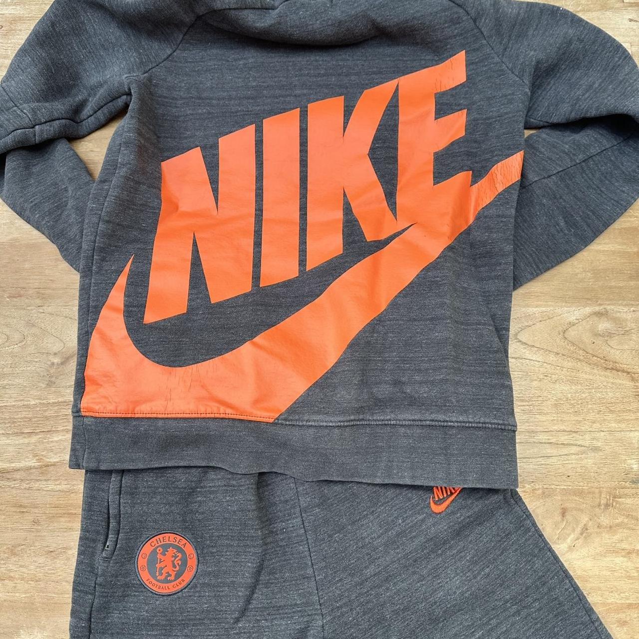 item listed by realsteals007
