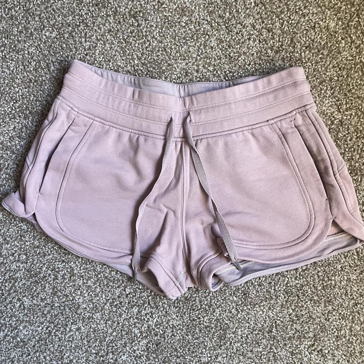 Lululemon Hit It Short sale -polar Pink