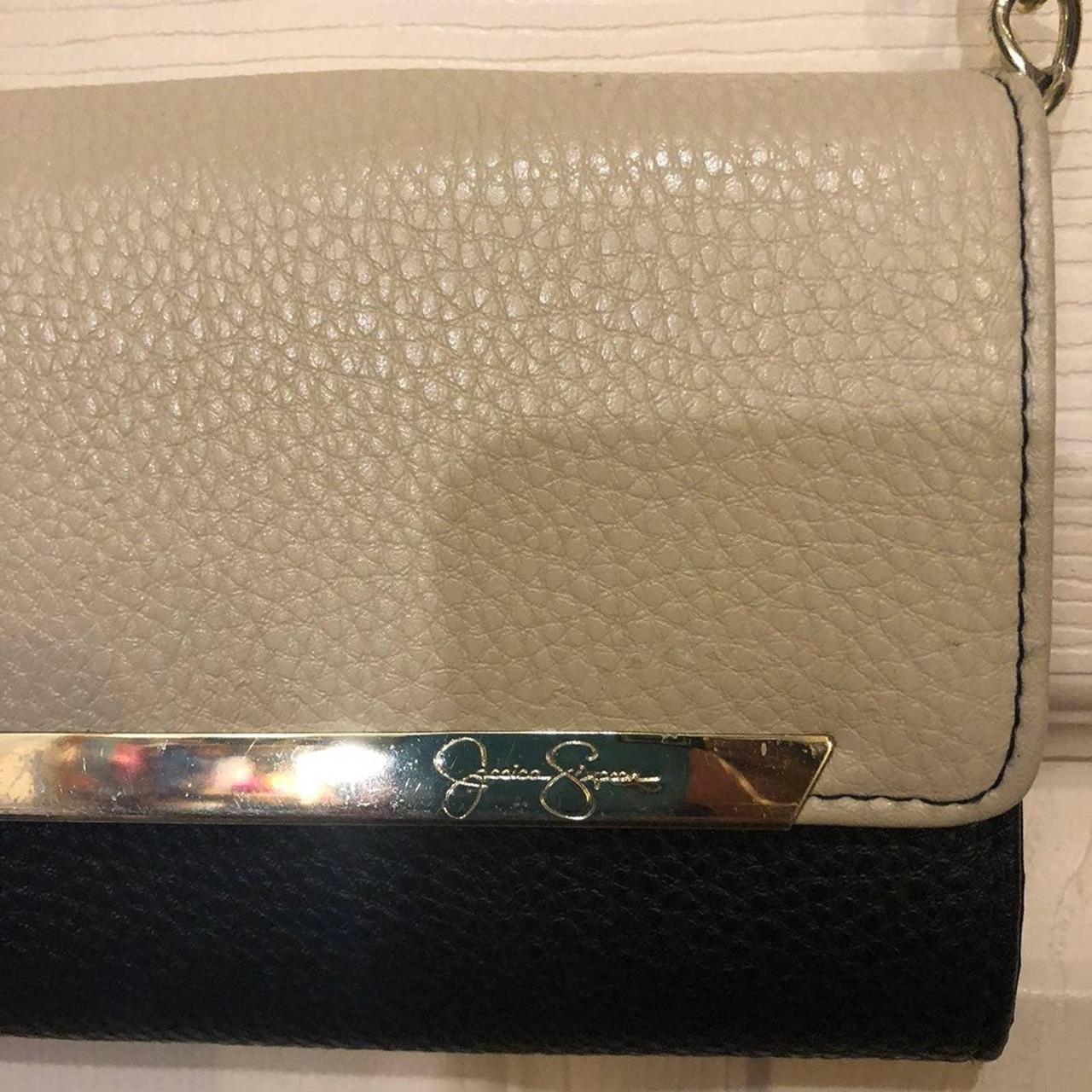 Jessica Simpson Crossbody bag ✨Never been used ✨Has - Depop