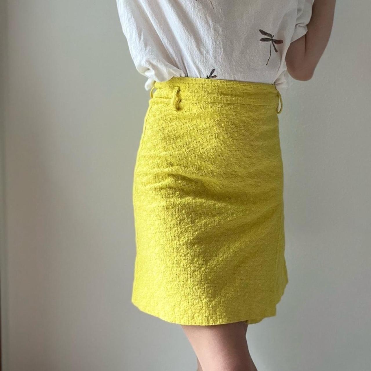 American Vintage Women's Skirt Yellow – Vintage 90s Express