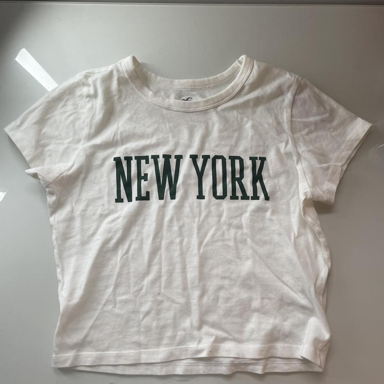 xs brand new w tags baby tee hollister - Depop