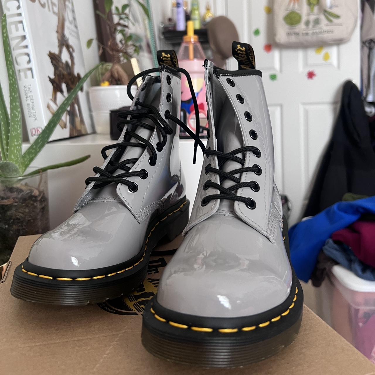 Dr on sale martens 218