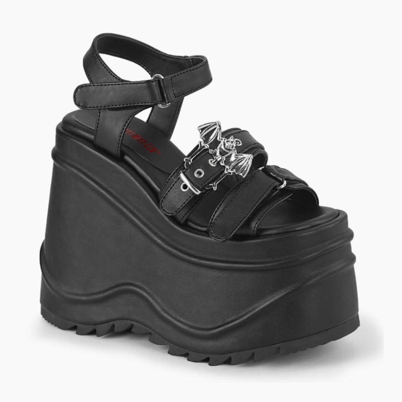 demonia 7 inch platforms