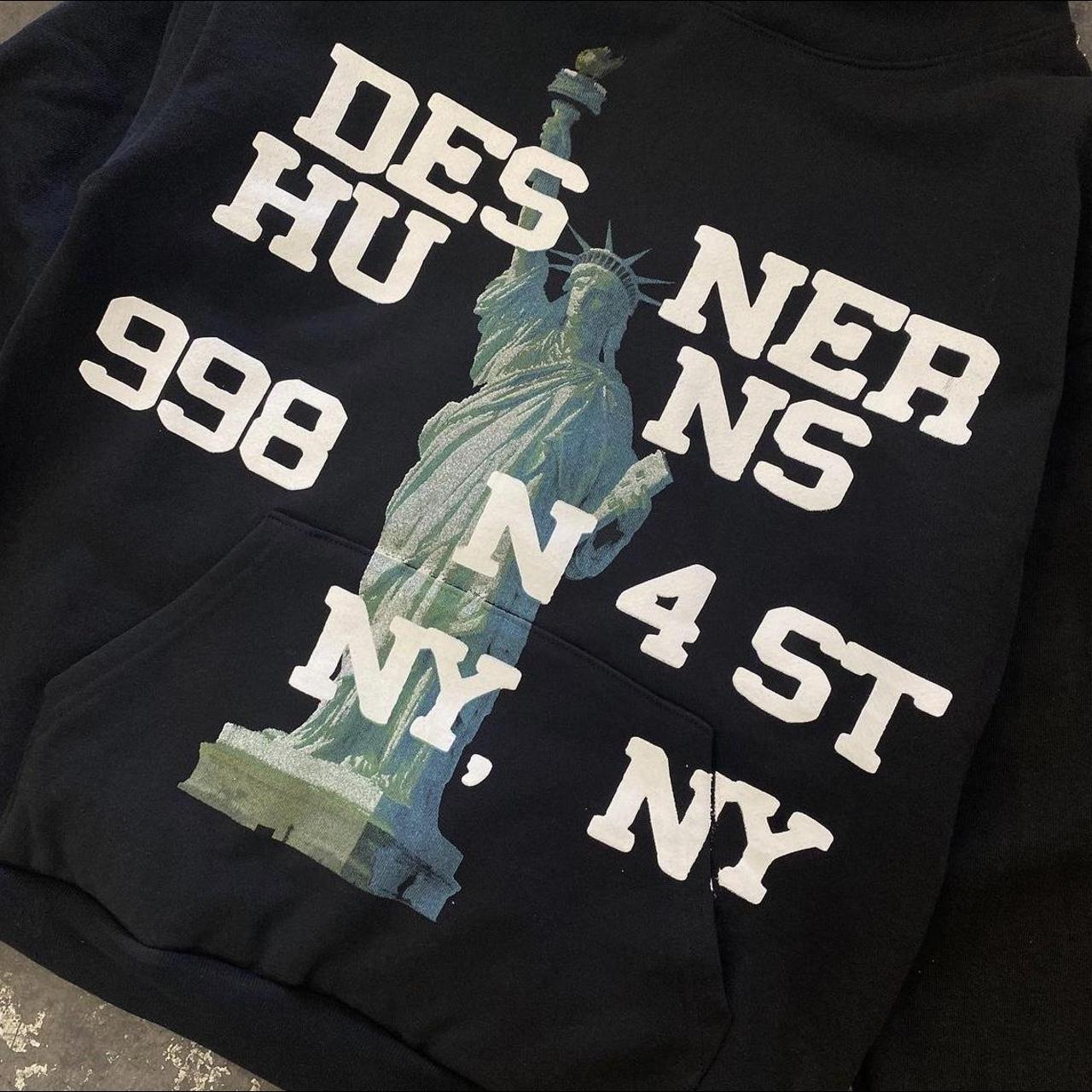 Nike Yankees Sweatshirt Size M Like New - never worn - Depop