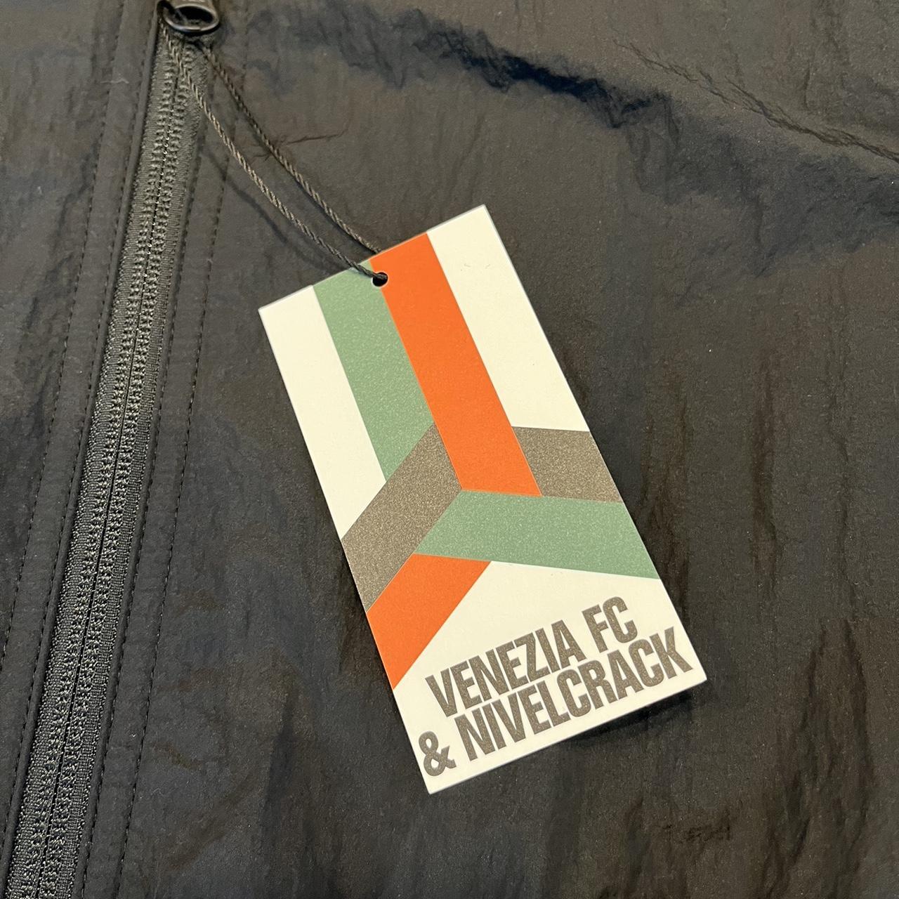 VENEZIA FC × NIVELCRACK トラックジャケット image_1700406742091_1500.jpg