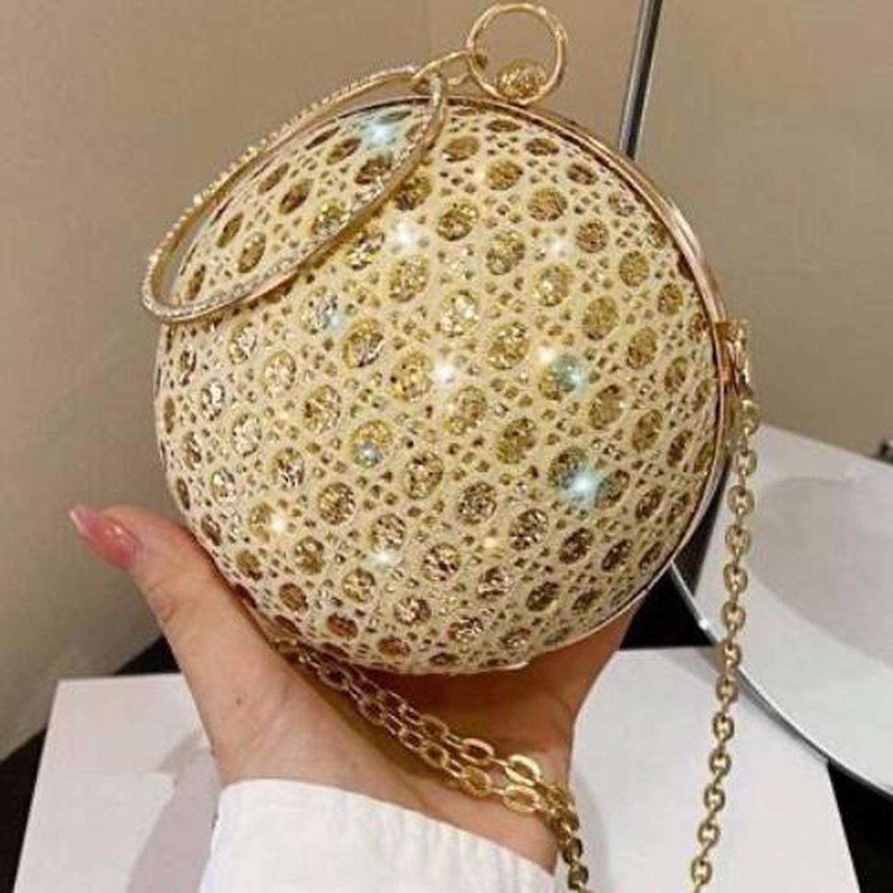 item listed by loveyyt_