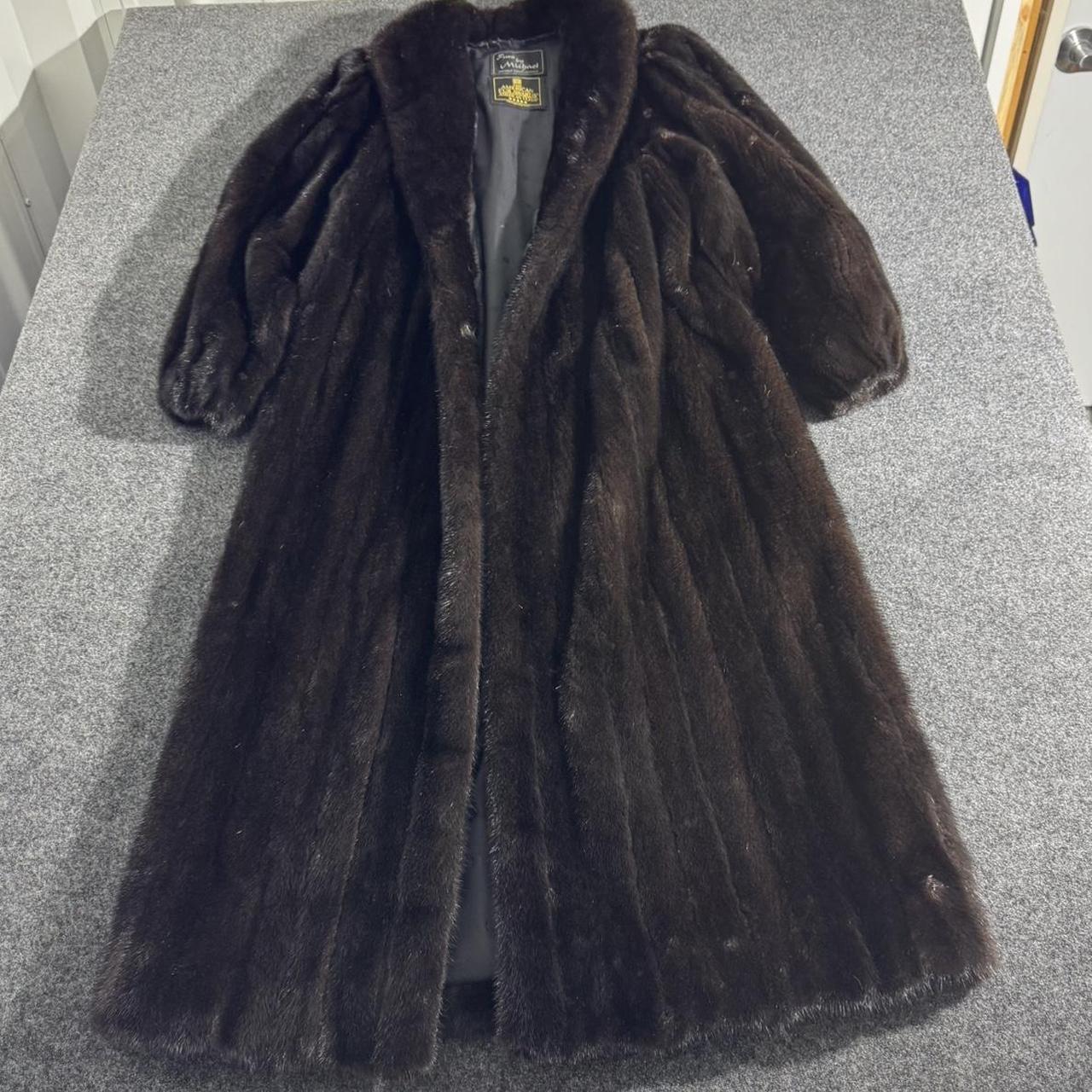 item listed by thevintagegooroo