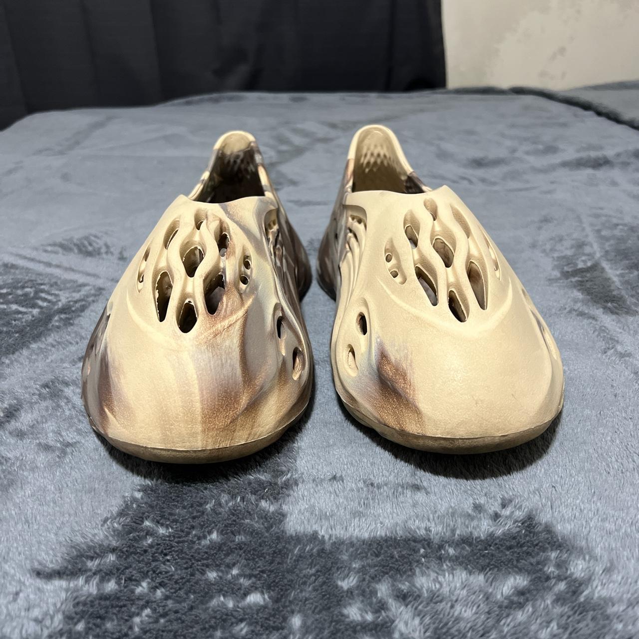 yeezy cloudfoam
