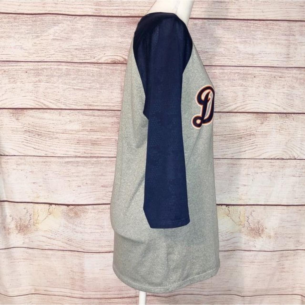 Genuine MLB MERCH Detroit Tigers Graphic - Depop