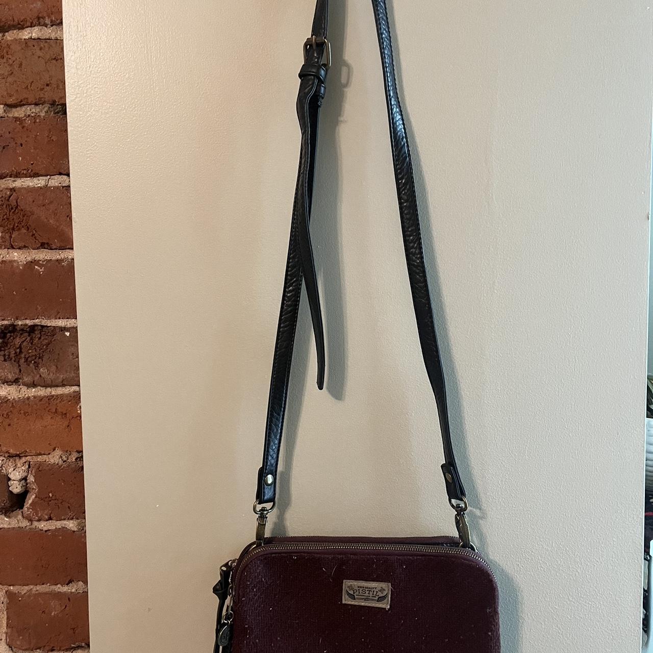 item listed by emmariahtied
