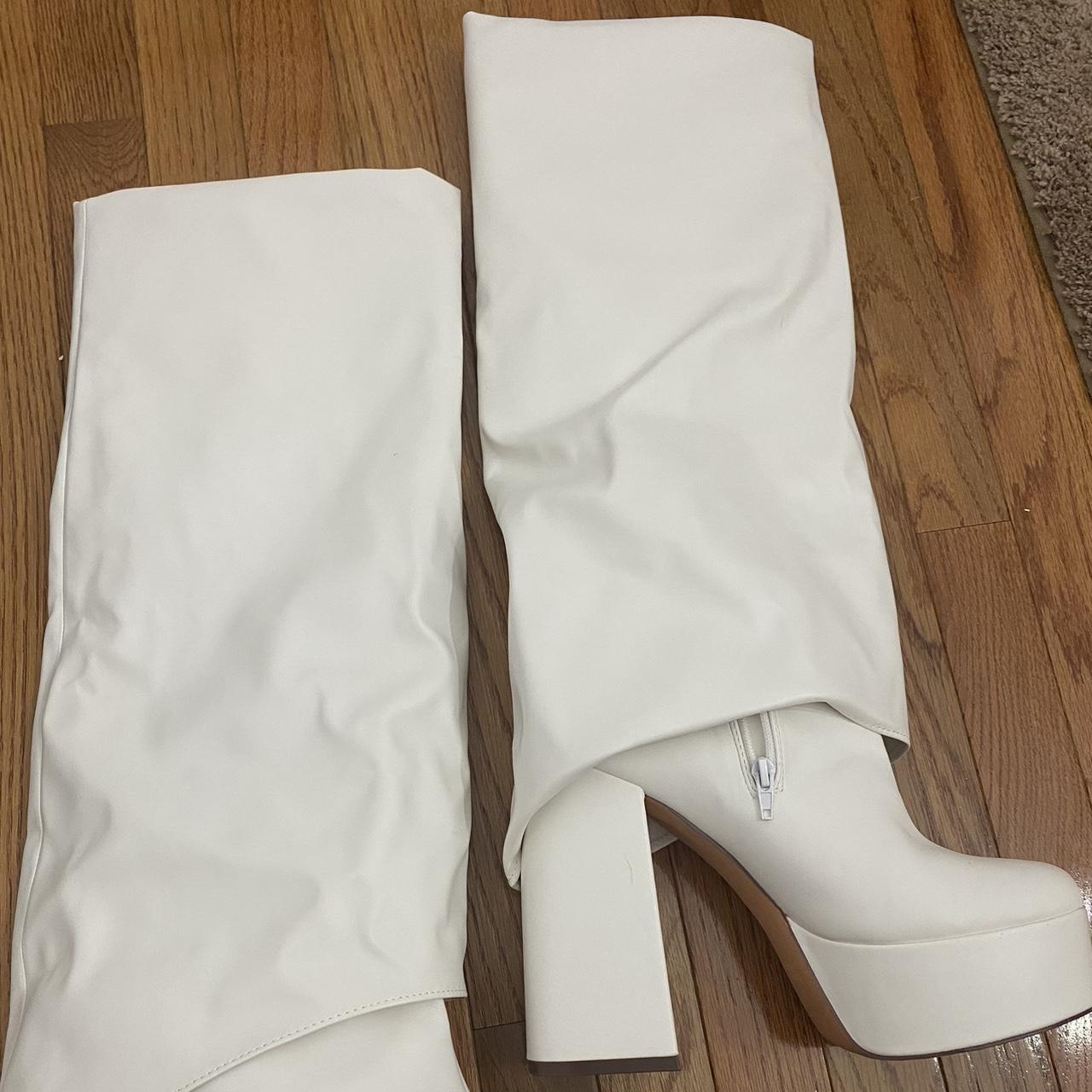 White boots hot sale fashion nova