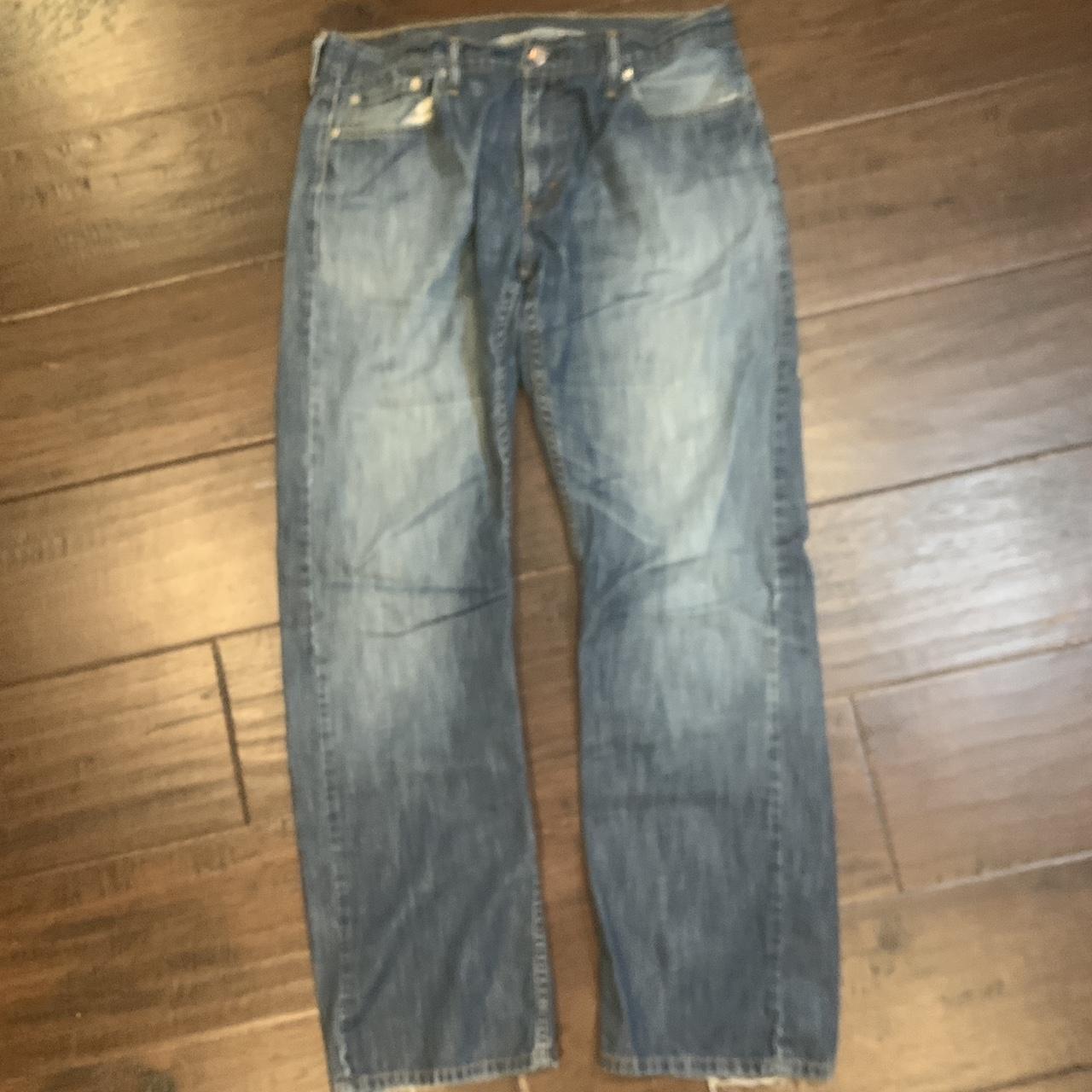 faded levi s jeans 514 36x34 Depop