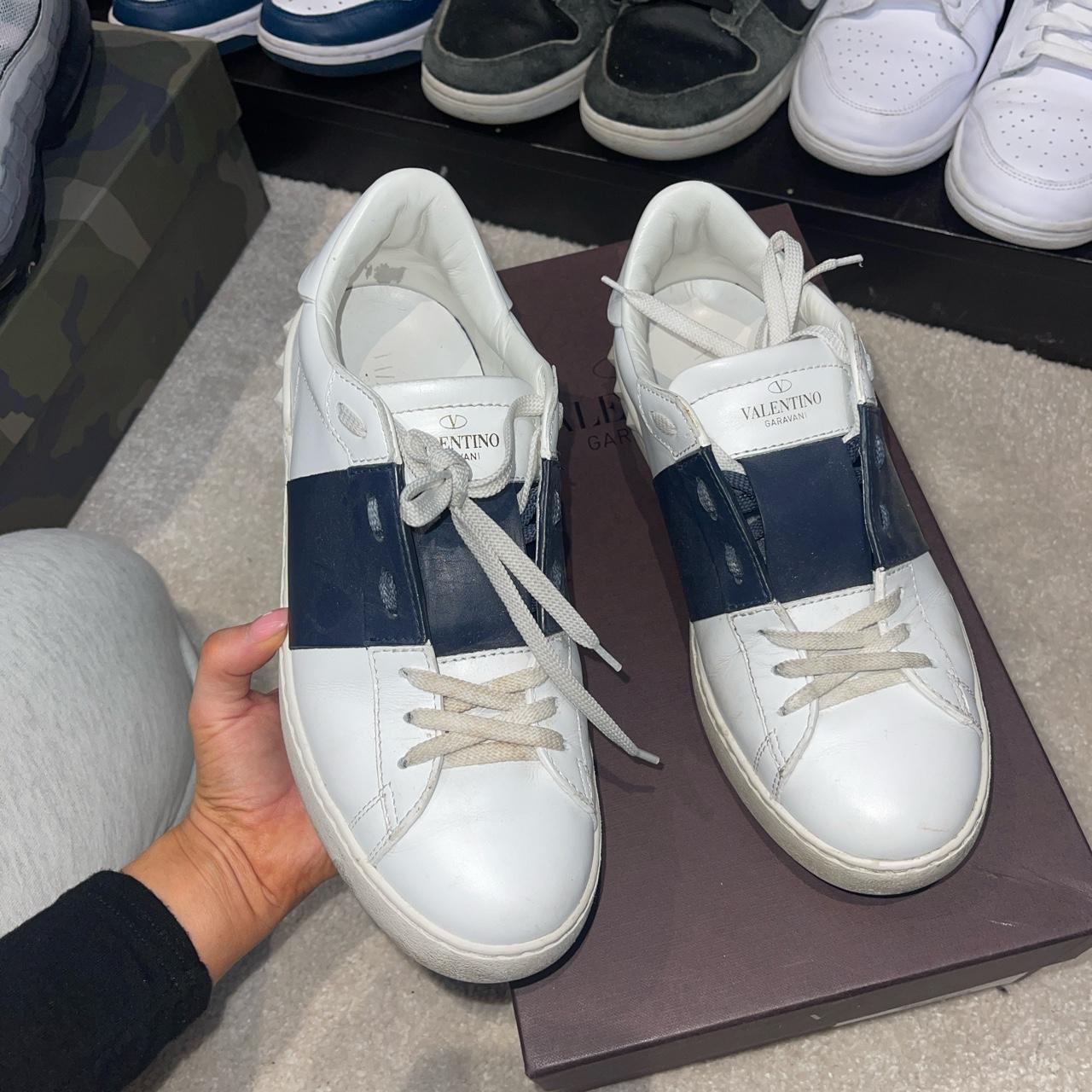 mens navy valentino trainers