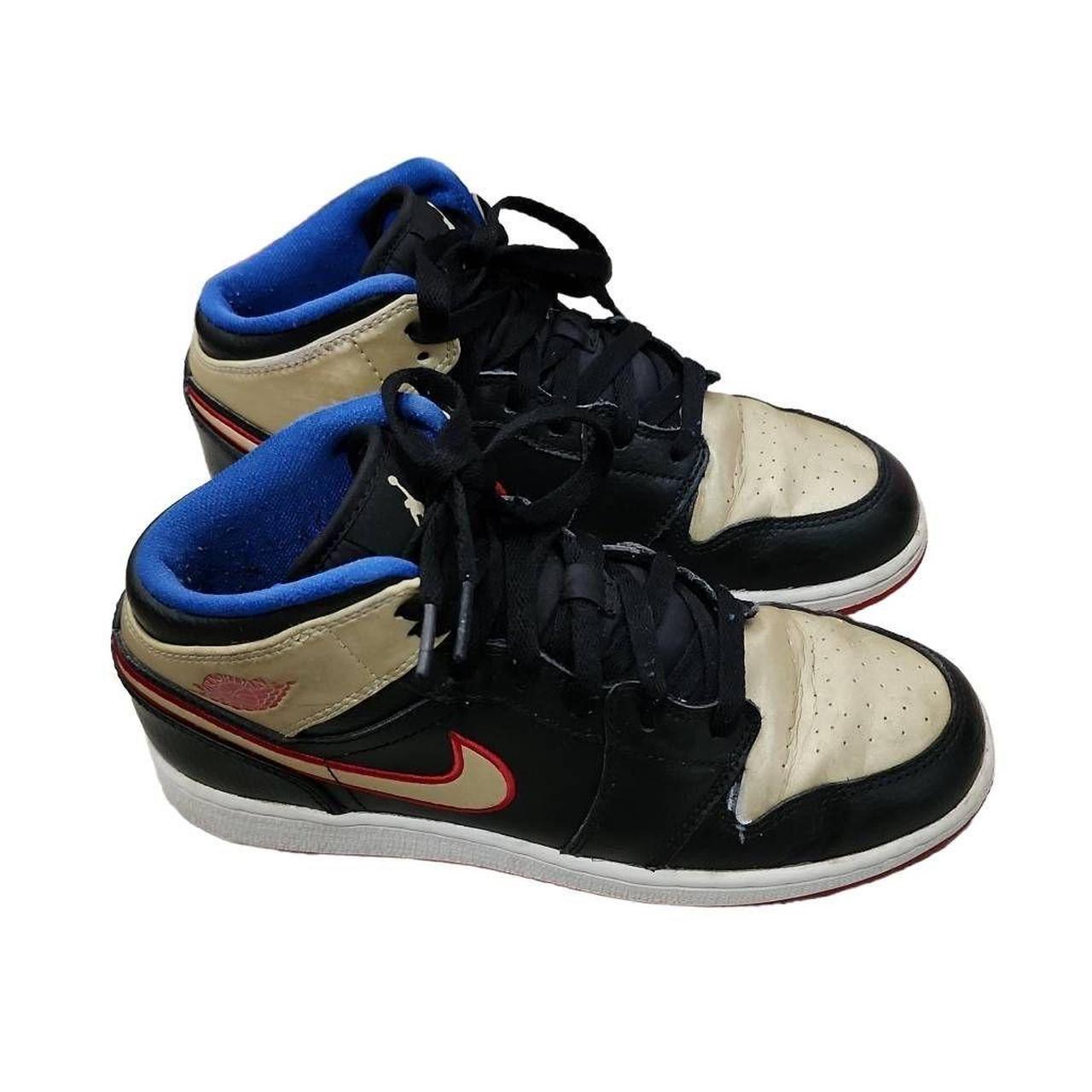 Black gold red blue jordan outlet 1