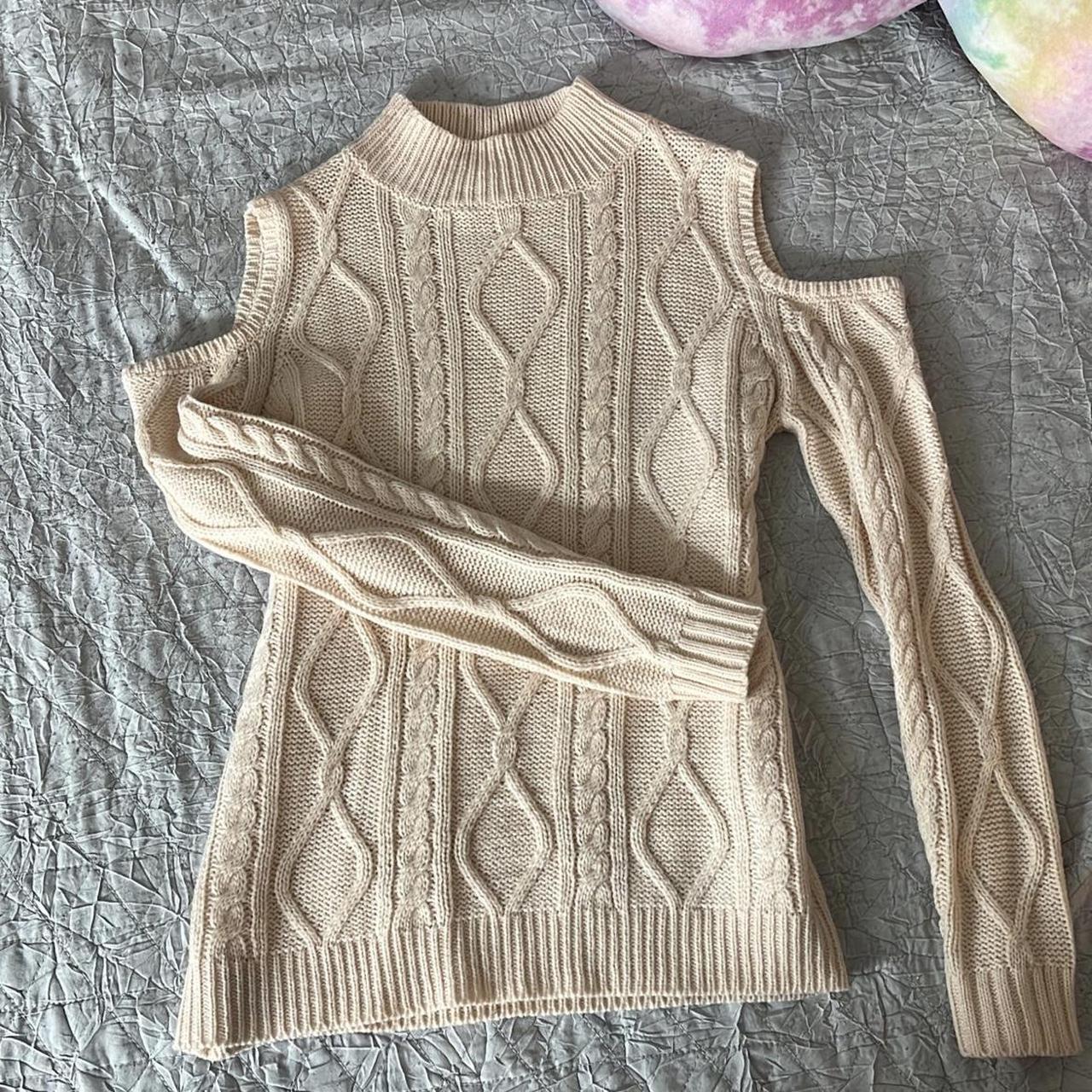 I wore it a couple of times. Super cute and comfy... - Depop