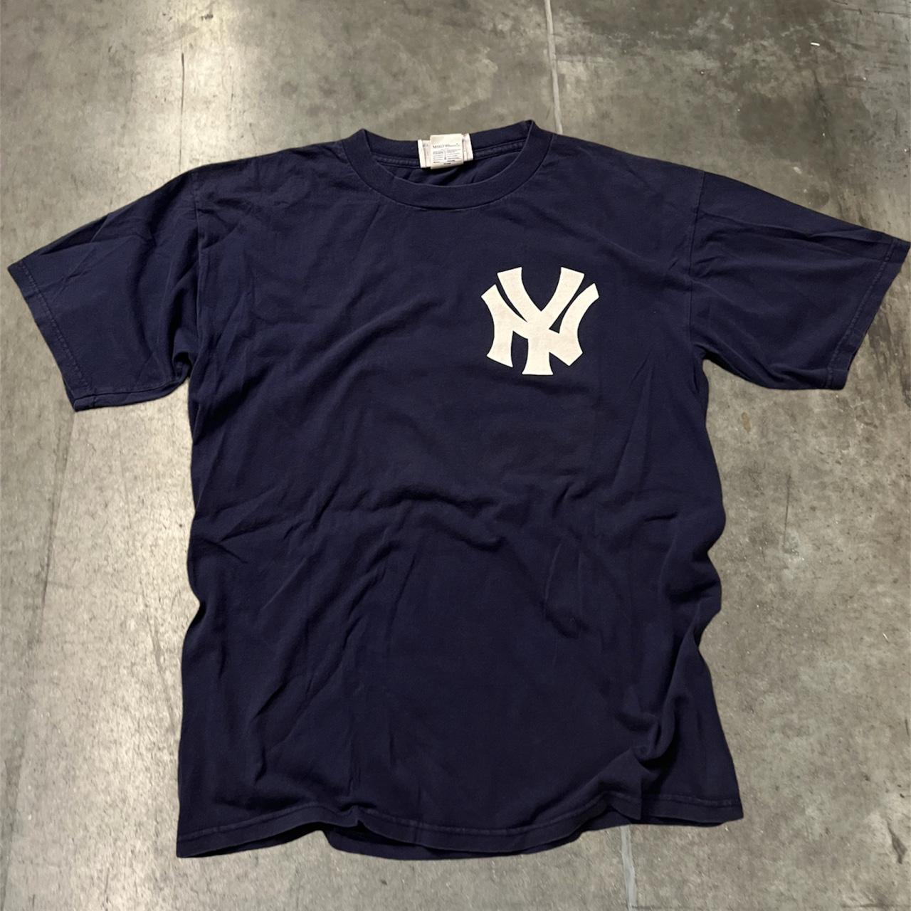 ( L ) 2000s Yankees t shirt. Great condition. No... - Depop