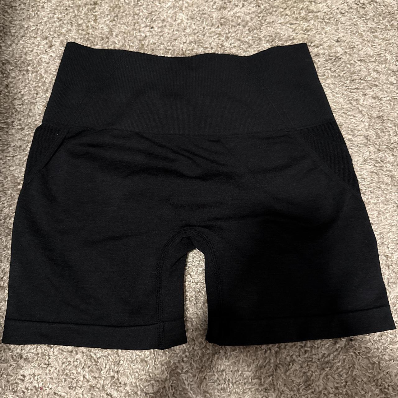 item listed by 2vs97tptxd
