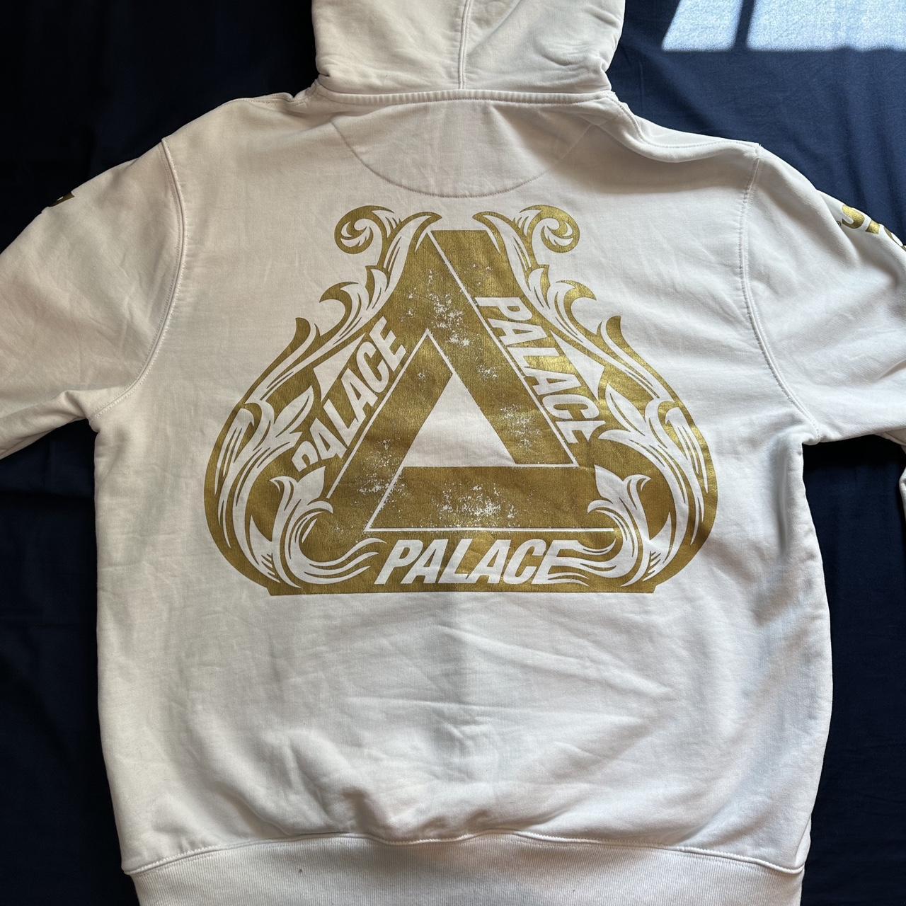 XL Palace Artois Hood White Good condition Depop