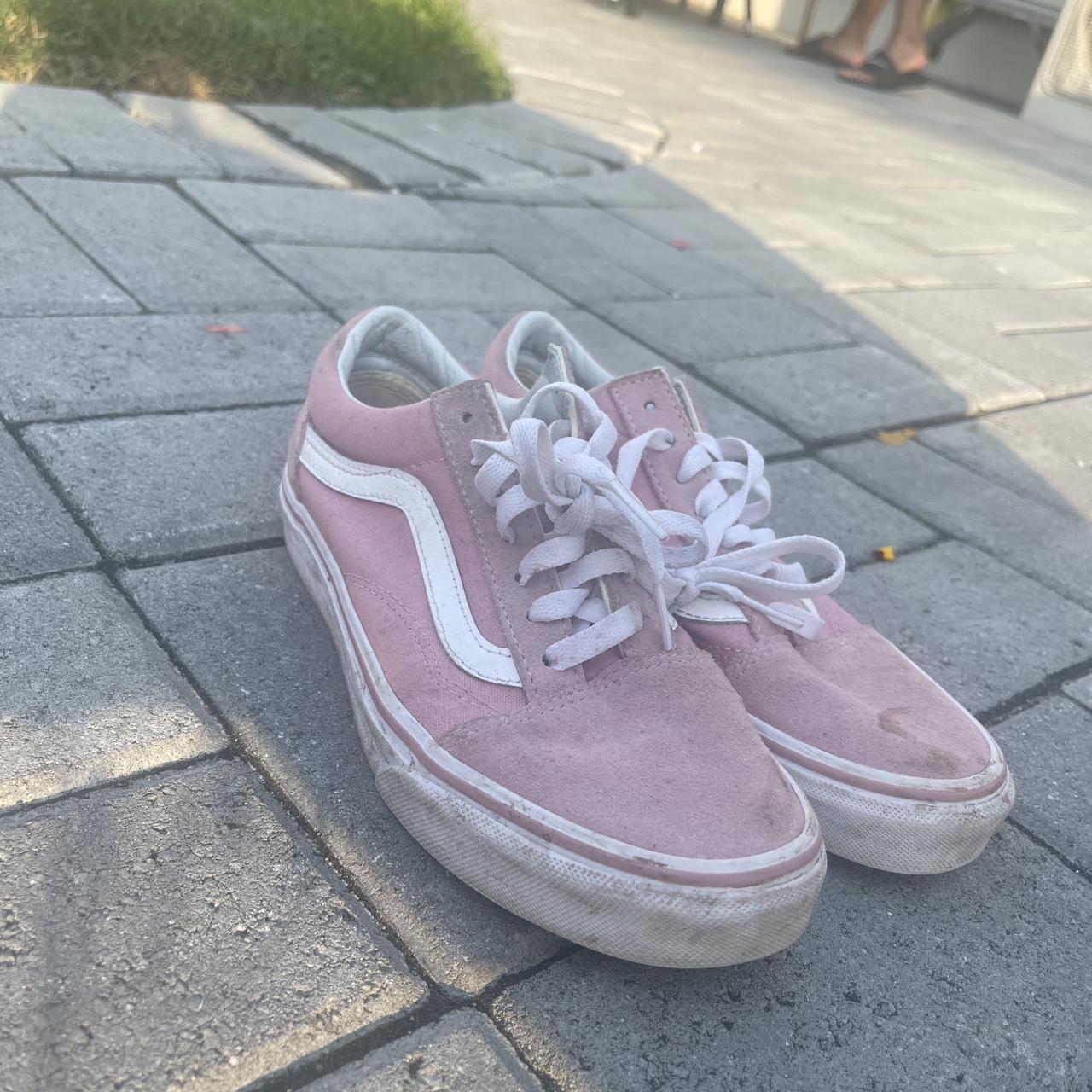 Vans pink and white deals or grey and teal