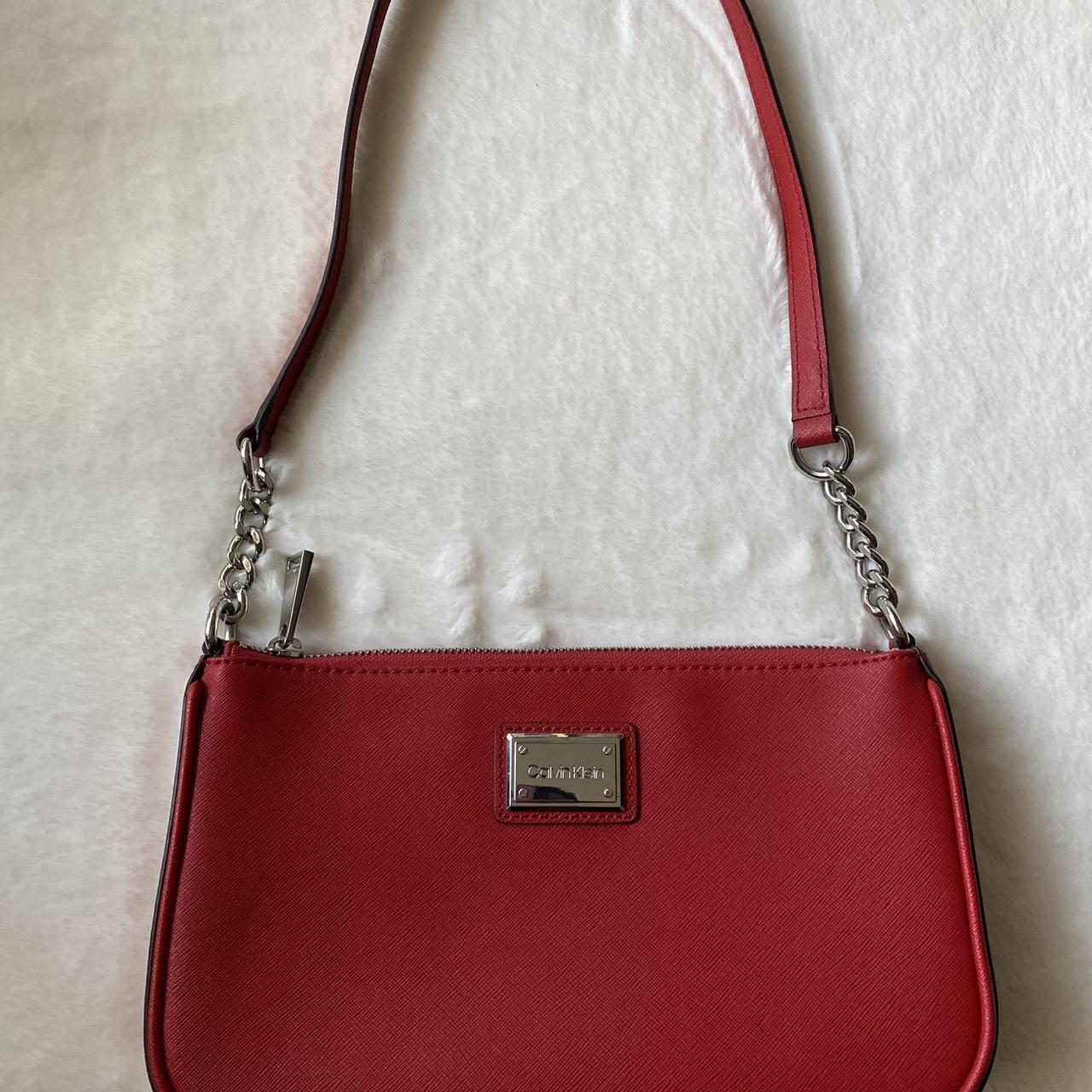 Calvin Klein Shoulder Bag in Red