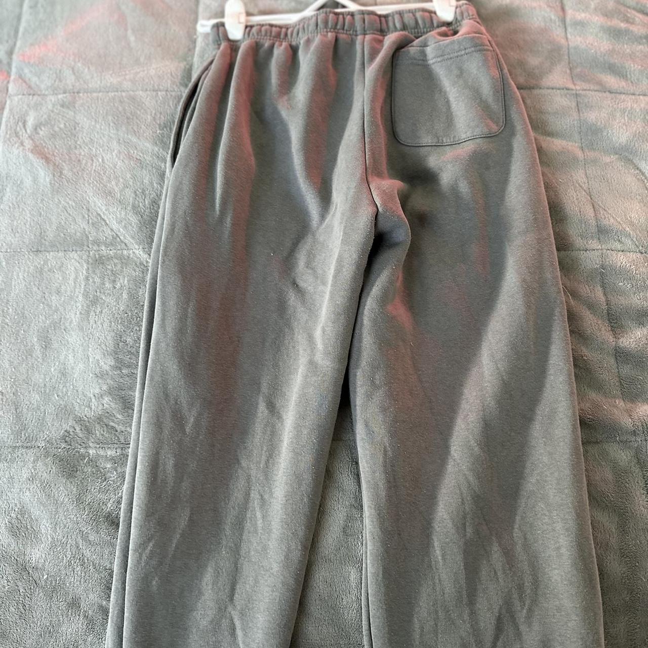 wide leg glassons track suit pants. in really good... - Depop