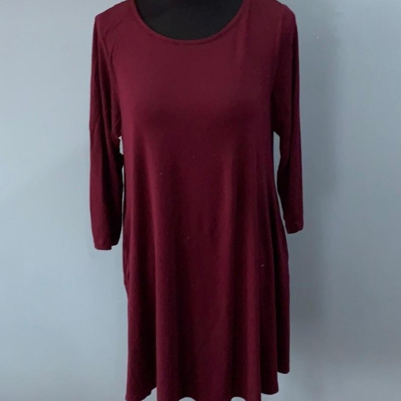 Maroon/burgundy medium flowy dress Flowy soft 3/4... - Depop