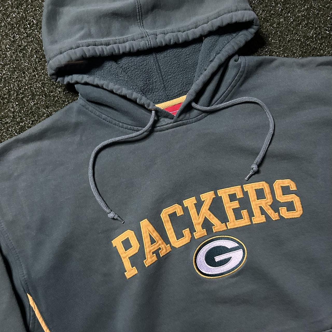 Y2K Green Bay Packers hoodie!! Amazing condition, - Depop