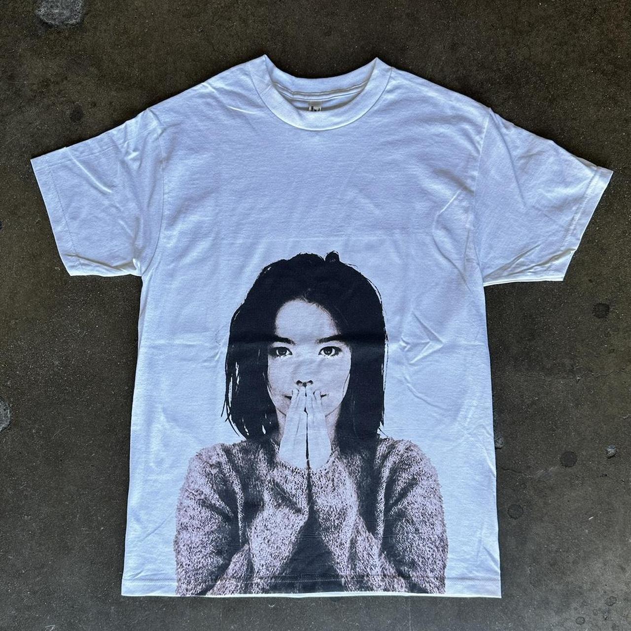Bjork hoodie - Depop