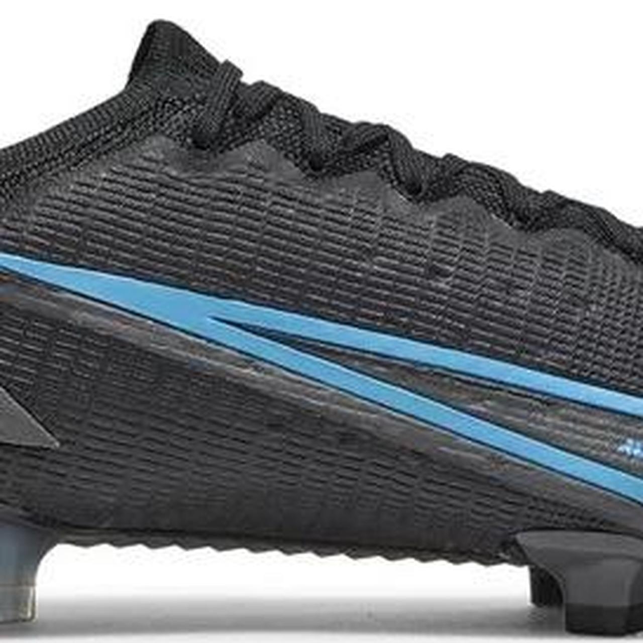 black nike vapor football boots