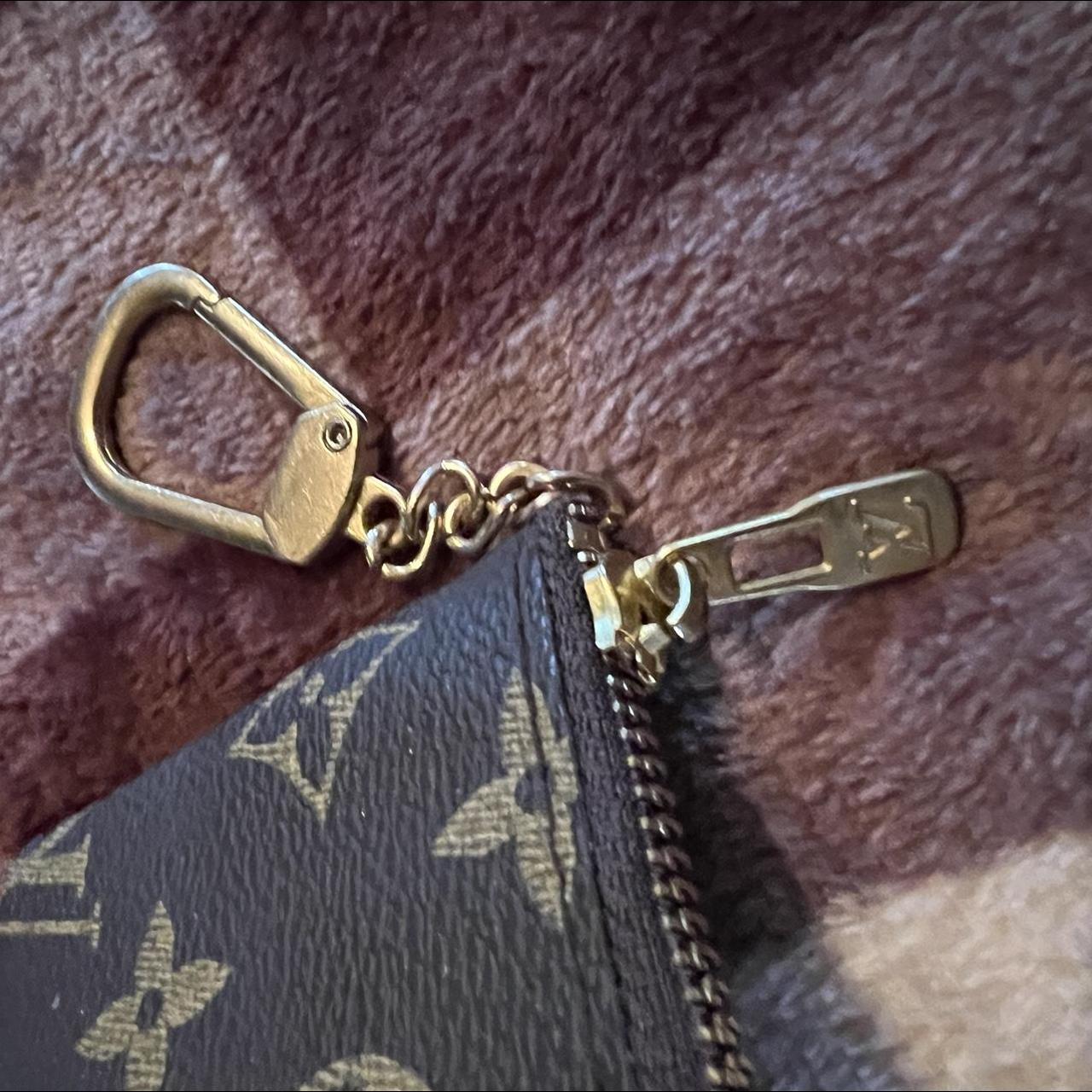 Louis vuitton-keychain-wallet - Depop