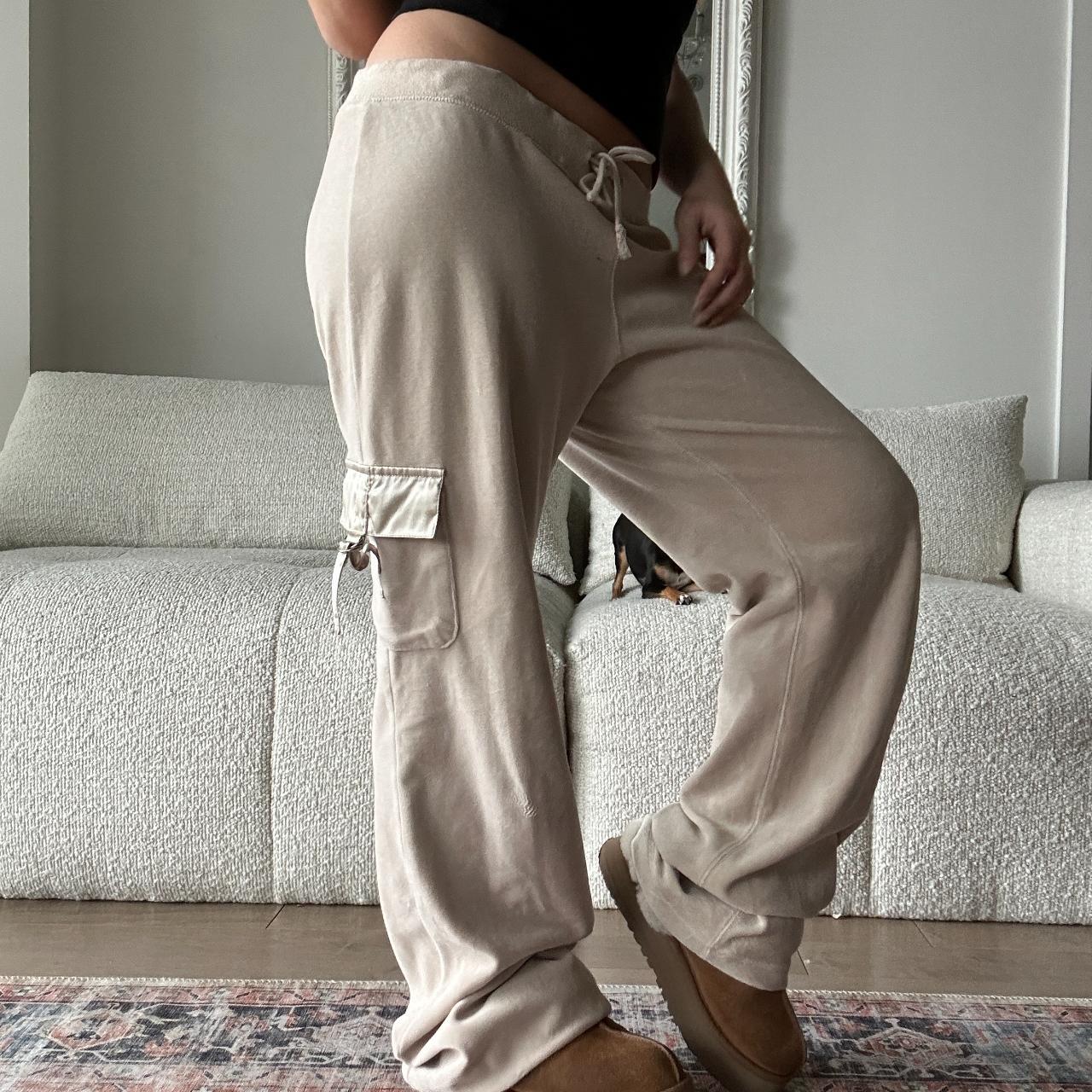 Drawstring adjustable waist ~Pockets on both - Depop