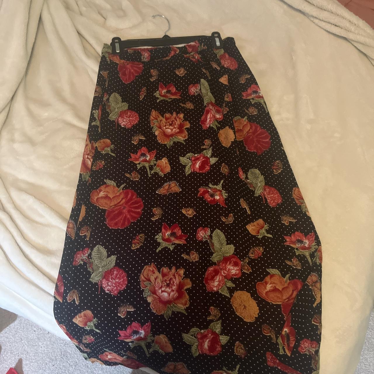 Reversible, medium length, vintage skirt. - Depop