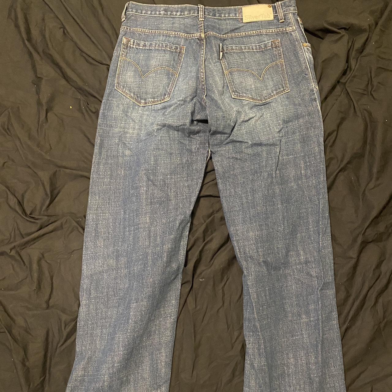 vintage baggy silvertab levi’s jeans size is 36x34 - Depop