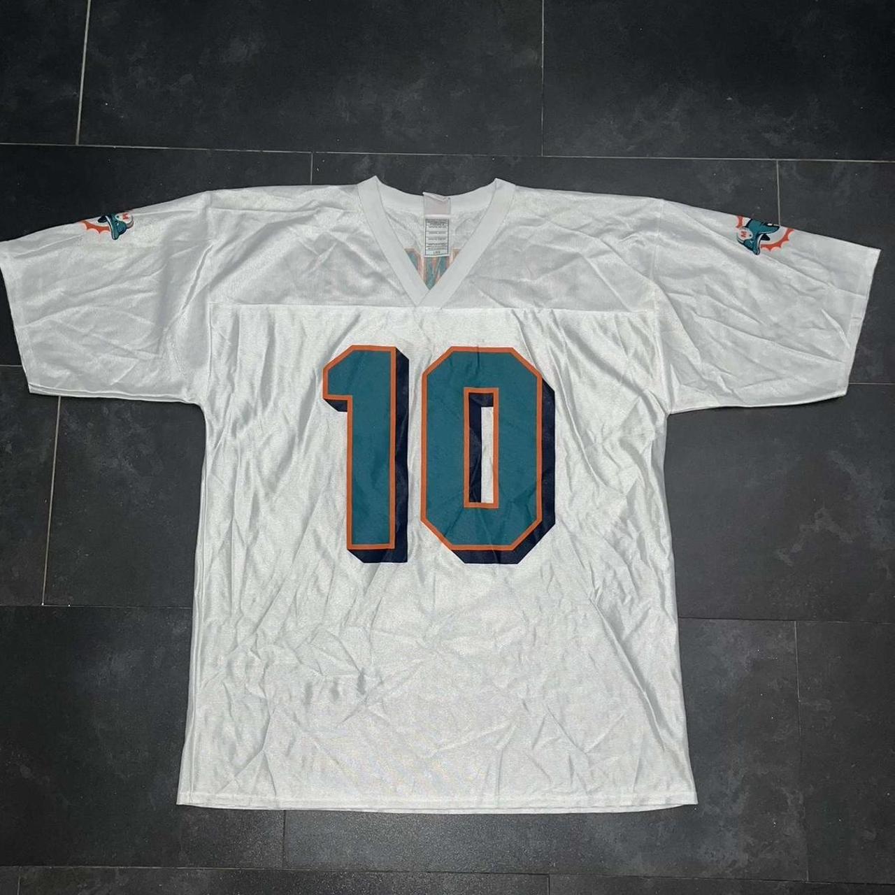 dolphins jersey number 10