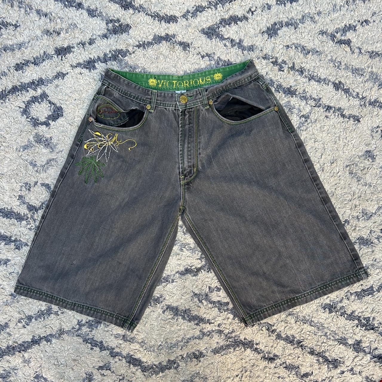 item listed by vintageh0use