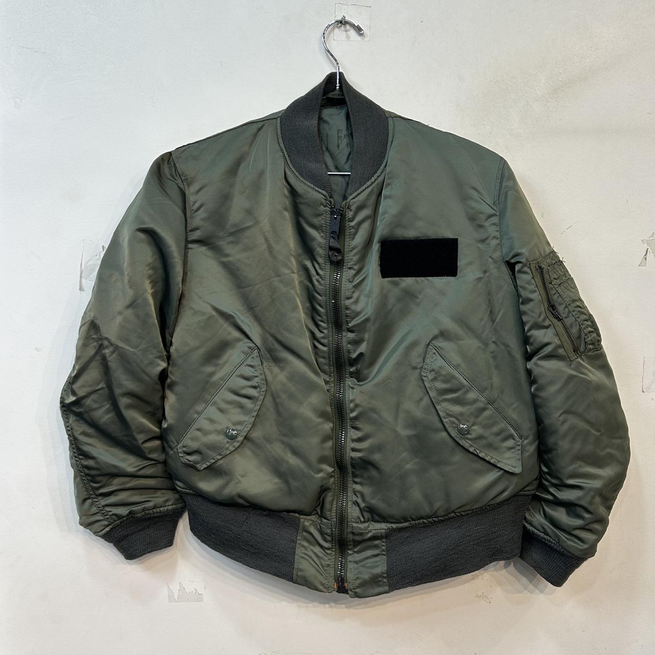 item listed by vintageh0use