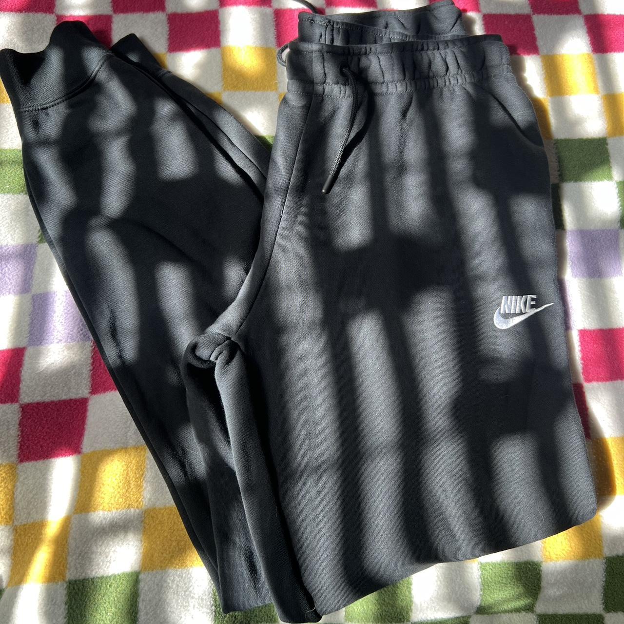 womens sweatsuit nike