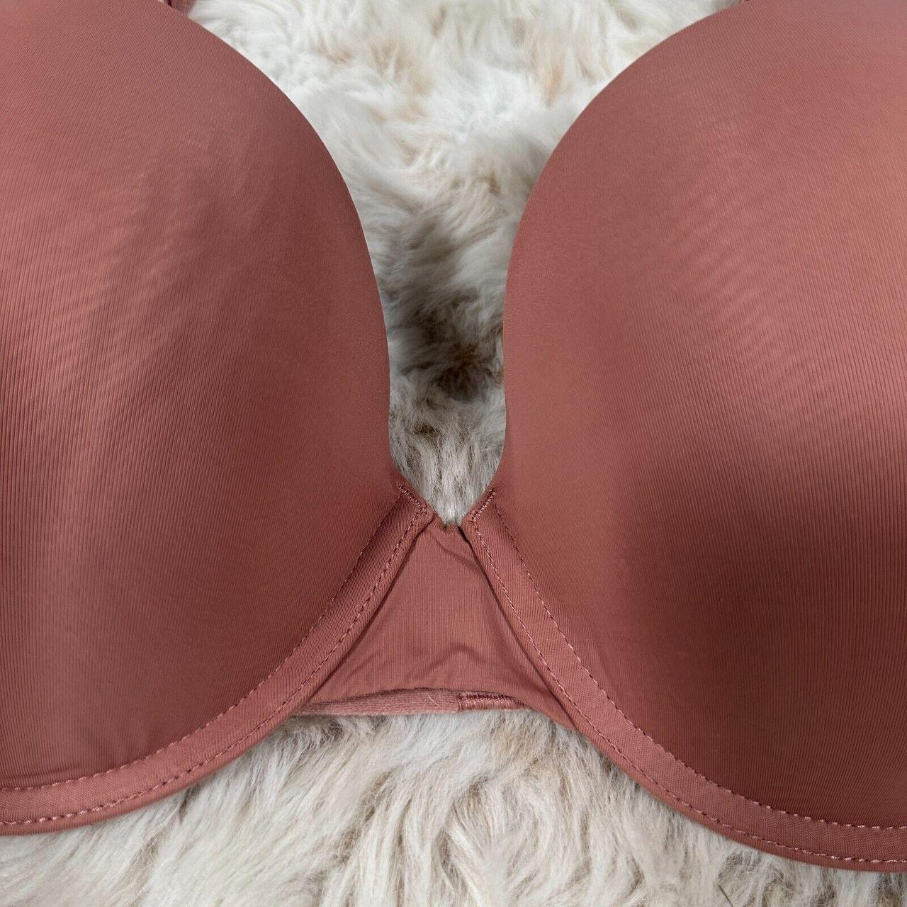 PINK (vs) 34DD lightly lined everywhere t-shirt - Depop